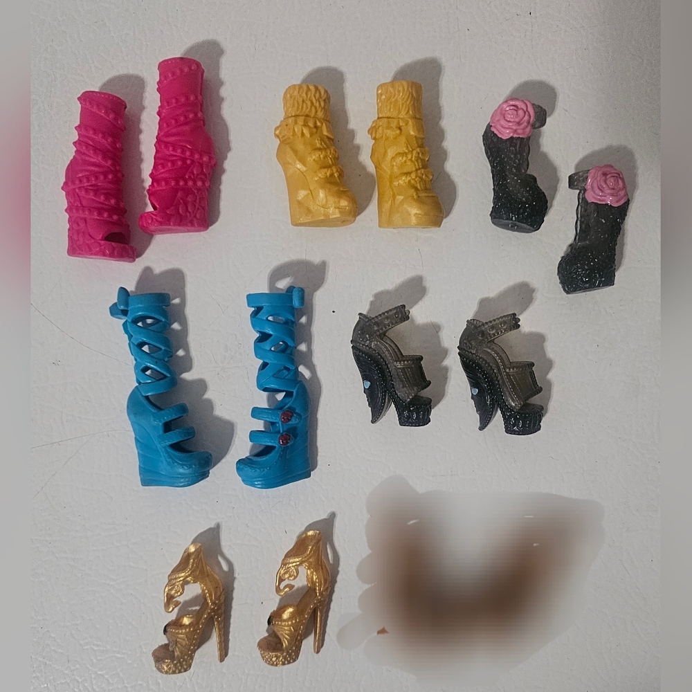 Monster High Replacement Shoes Set Of 6